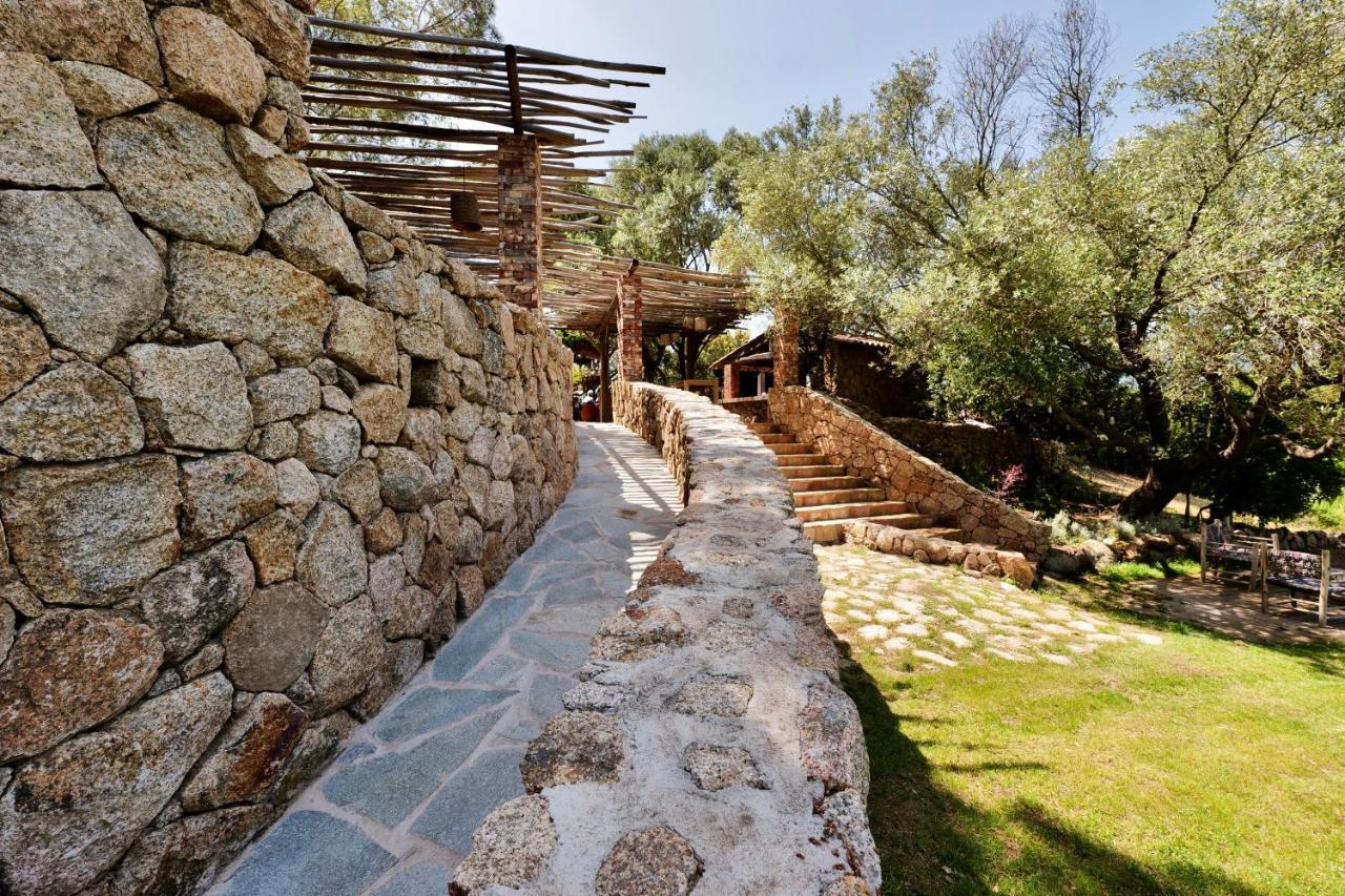 Domaine Pozzo Di Mastri Hotel & Spa Figari  Exterior foto