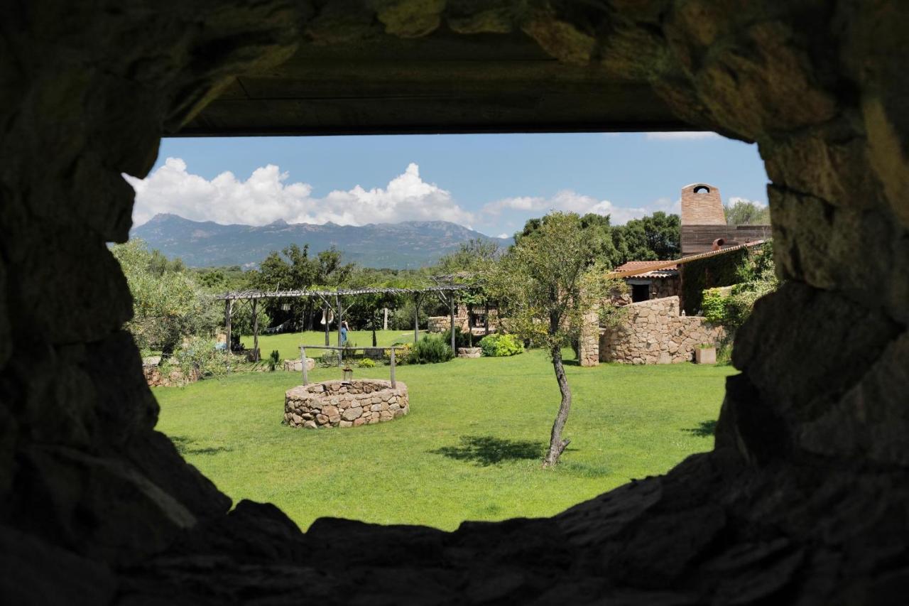 Domaine Pozzo Di Mastri Hotel & Spa Figari  Exterior foto