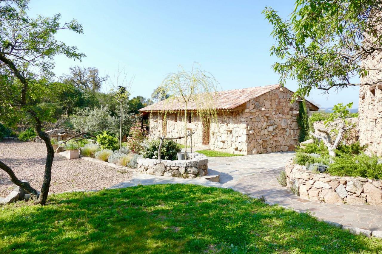 Domaine Pozzo Di Mastri Hotel & Spa Figari  Exterior foto